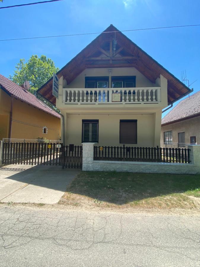 Gold Apartment Harkány Εξωτερικό φωτογραφία